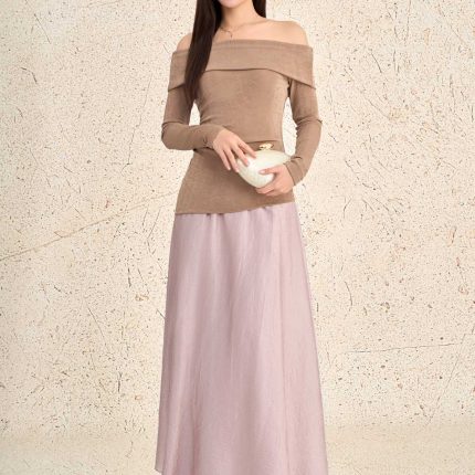 Fashionable off-the-shoulder, long-sleeved wool knitted T-shirt