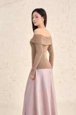 Fashionable off-the-shoulder, long-sleeved wool knitted T-shirt