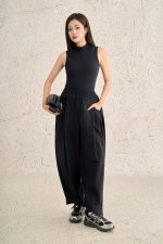 Fashionable sleeveless high-neck cotton knitted T-shirt