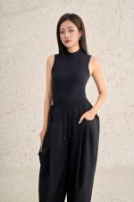 Fashionable sleeveless high-neck cotton knitted T-shirt