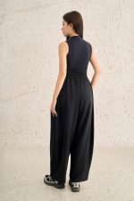Fashionable sleeveless high-neck cotton knitted T-shirt