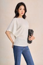 Floral wool knitted t-shirt with round neck, sleeves and hem