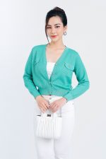 High-end fashion Cardigan sweater with stretchy fit and decorative stone buttons
