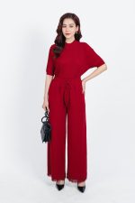 High-end fashion sweater with high collar and loose sleeves
