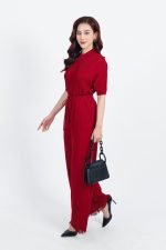 High-end fashion sweater with high collar and loose sleeves