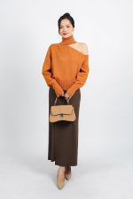 High-end fashion sweater with high neck, off-the-shoulder design