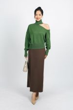 High-end fashion sweater with high neck, off-the-shoulder design