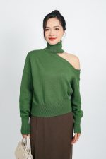 High-end fashion sweater with high neck, off-the-shoulder design