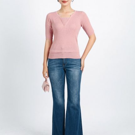 High-end fashion sweater with round neck and loose sleeves
