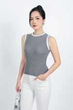 High-end fashion sweater with round neck and sleeveless design