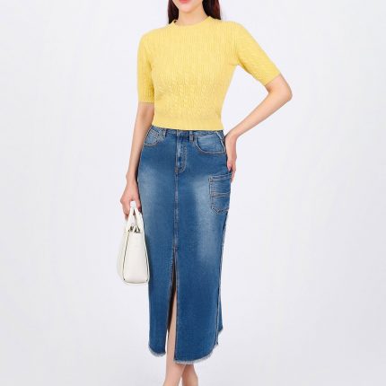 High-end fashion sweater with round neck, short sleeves, solid color