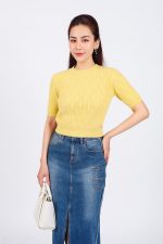 High-end fashion sweater with round neck, short sleeves, solid color