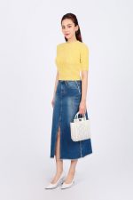 High-end fashion sweater with round neck, short sleeves, solid color