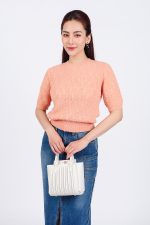 High-end fashion sweater with round neck, short sleeves, solid color