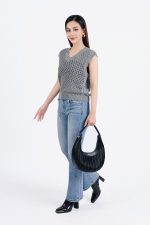 High-end fashion sweater with V-neck mesh vest and tight hem