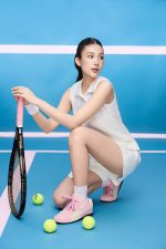 High-end sports t-shirt with sleeveless, round-neck design