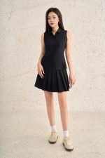 High-end sports t-shirt with sleeveless, round-neck design