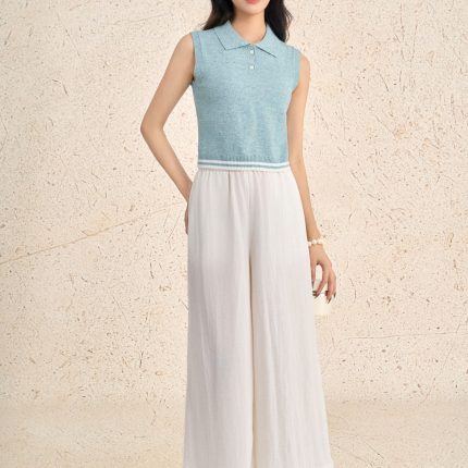 High-end sweater with round neck and sleeveless buttoned hem with line pattern