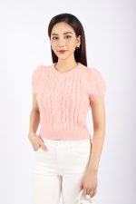High-end sweater with twisted woven shape and round neck with light puffed sleeves
