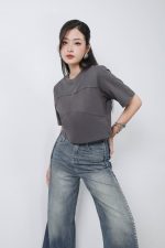 High-quality cotton t-shirt with round neck, crop top, and fashionable border