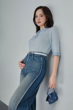 High-quality emulsion wool knitted sweater with a round neck and fashionable horizontal striped pattern