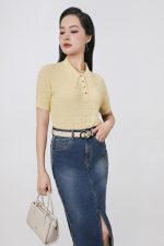 High-quality knitted sweater with German collar and buttoned sleeves, fashionable fitted hem