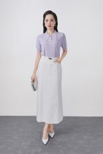 High-quality knitted sweater with German collar and buttoned sleeves, fashionable fitted hem
