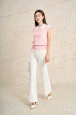 High-quality knitted sweater with loose shape, turn-down sleeves, fashionable stone-embellished collar, stylish elastic hem