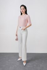 High-quality knitted sweater with round neck, loose sleeves, fashionable buttoned body
