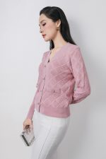 High-quality knitted sweater with V-neck, plaid pattern, and fashionable stone buttons with pockets