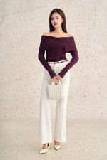 High-quality ribbed wool sweater with fashionable off-the-shoulder design