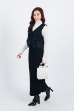 High quality soft wool gilet jacket with front button closure