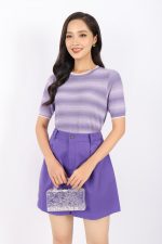High quality sweater with round neck and elastic waistband