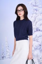 High quality sweater with round neck, short sleeves, fashionable elastic hem