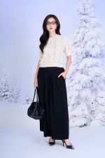 High quality sweater with round neck, short sleeves, fashionable elastic hem