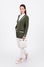 High-quality wool cardigan with deep V-neck and fashionable striped pockets