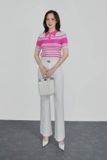 High-quality wool knitted sweater with round neck, fashionable horizontal striped pattern, elastic hem