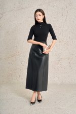 High-quality wool sweater with round neck and fashionable stone embellished body with stylish pockets
