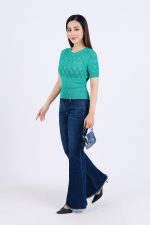 High-quality woven sweater with plaid pattern and short sleeves