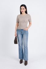 High-quality woven sweater with plaid pattern and short sleeves