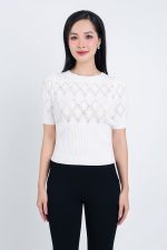 High-quality woven sweater with plaid pattern and short sleeves