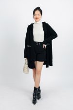 Long high-fashion wool coat with hood and pockets