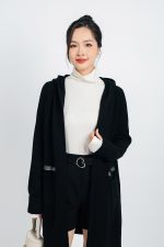 Long high-fashion wool coat with hood and pockets