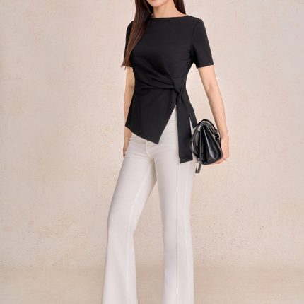 Peplum cotton t-shirt with crew neck, short sleeves and side flap