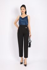 Silk two-piece shirt with loose-fitting collar and style