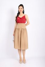 Silk two-piece shirt with loose-fitting collar and style