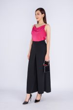 Straight silk two-piece shirt with scoop neck styling