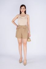 Straight silk two-piece shirt with scoop neck styling
