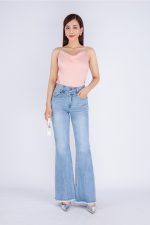 Straight silk two-piece shirt with scoop neck styling