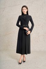 Wool knitted T-shirt with long sleeves, round neck, slit-shaped bust